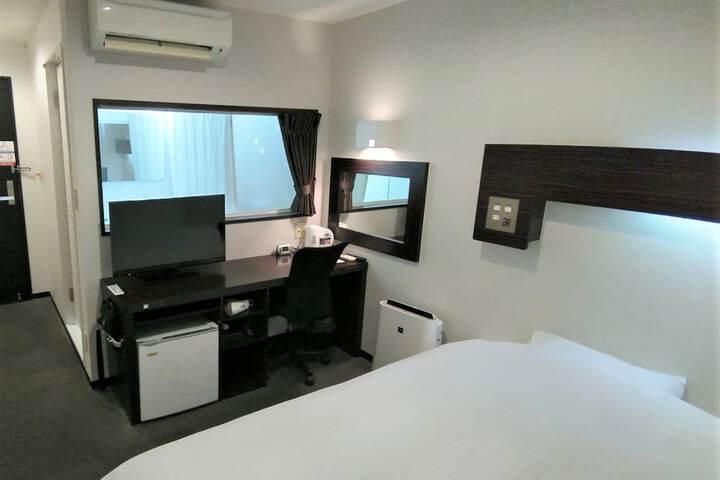 Room 16 of 89