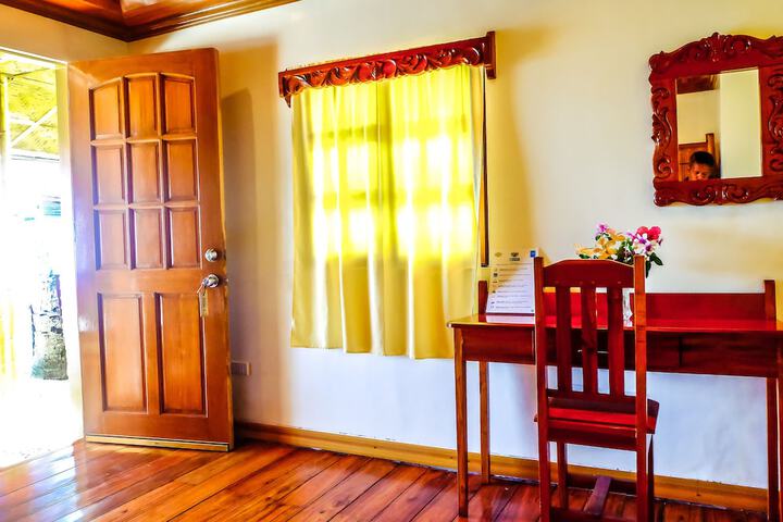 Room 12 of 26