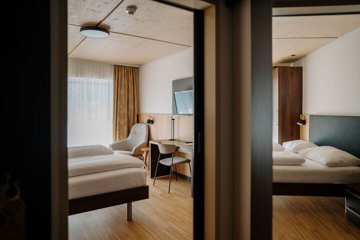 Room 5 of 37