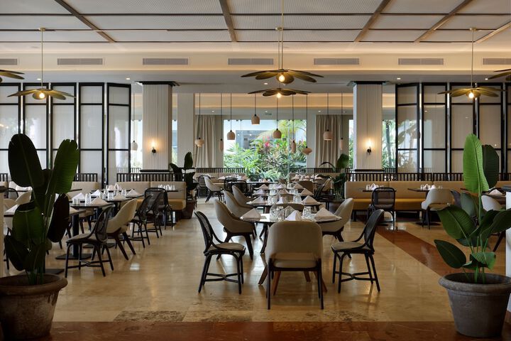 Dining 160 of 272