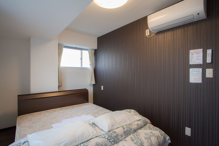 Room 26 of 68