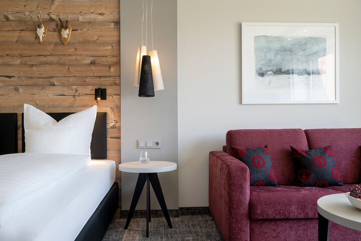 Room 15 of 182