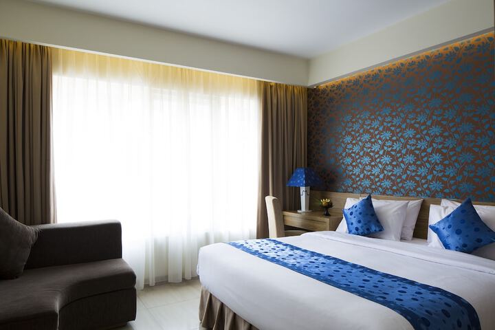 Room 14 of 35