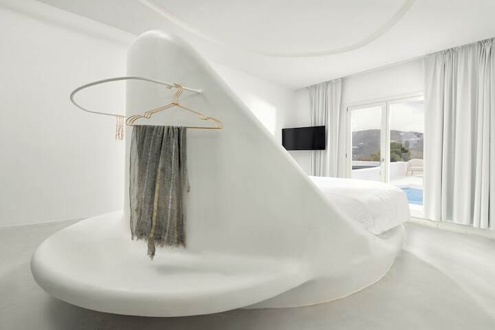 Room 46 of 115