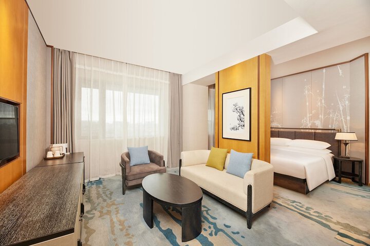 Room 6 of 46