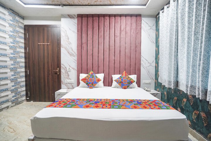 Room 18 of 34