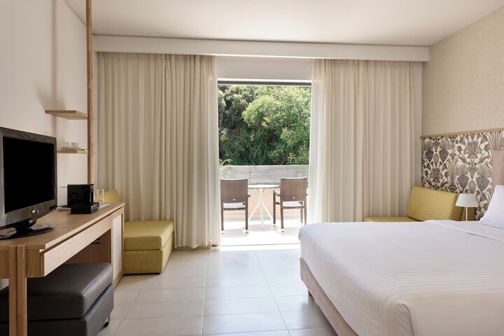 Room 32 of 110