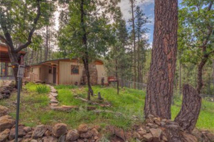 Property Grounds 20 of 24