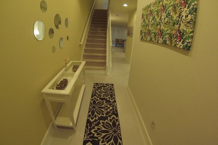 Ballroom/Hall 13 of 15