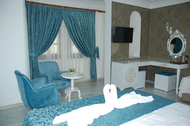 Room 6 of 115