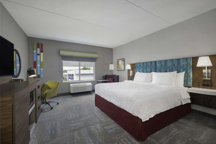 Room 9 of 31