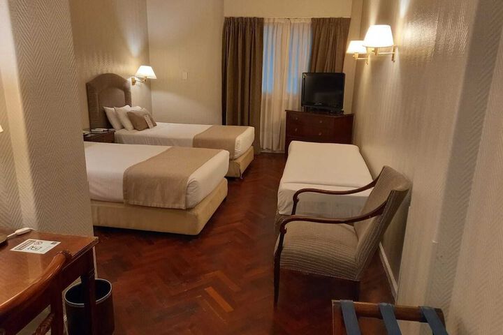 Room 32 of 55