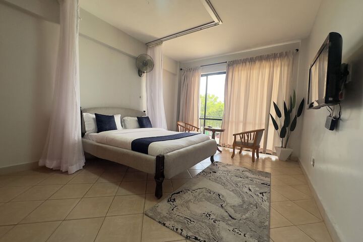 Room 14 of 72
