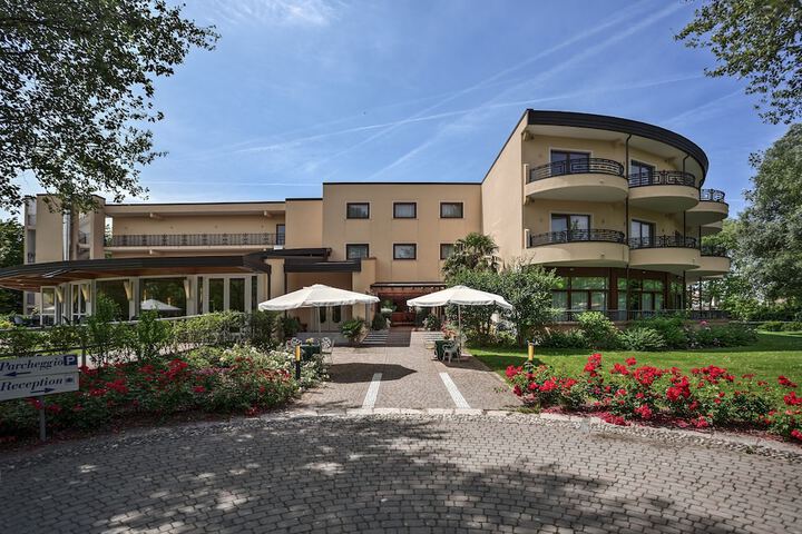 Hotel 43 of 43