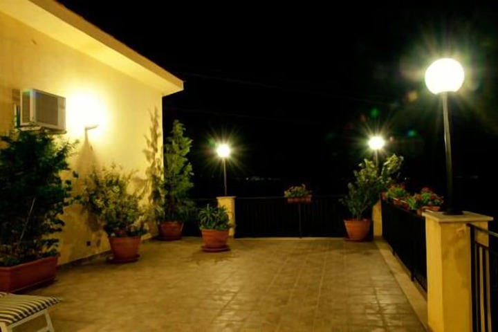 Terrace/Patio 25 of 30