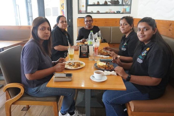 Dining 72 of 95