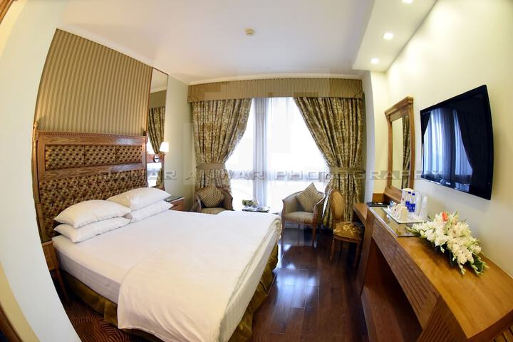 Room 13 of 53