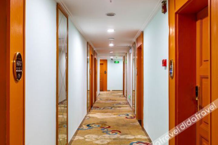 Hotel Interior 17 of 24