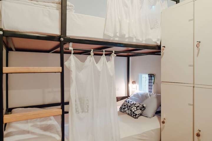 Room 11 of 69