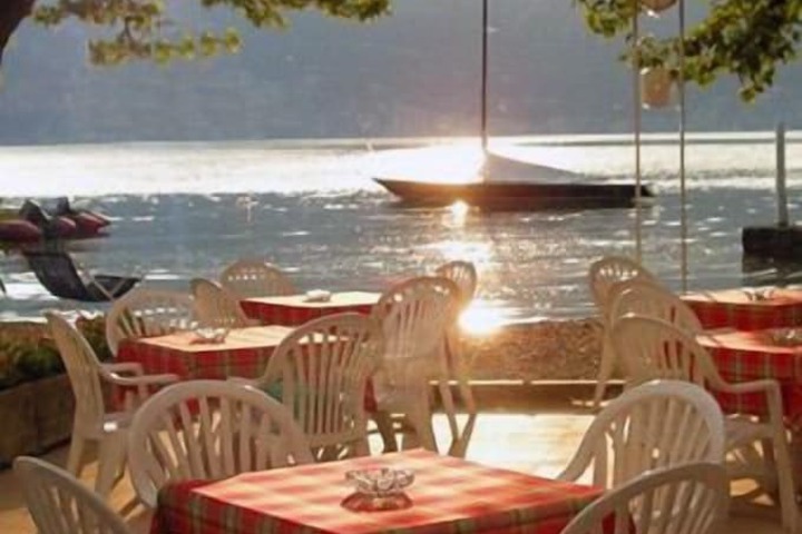 Dining Photos