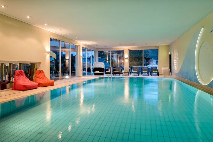 Hotel with Pool