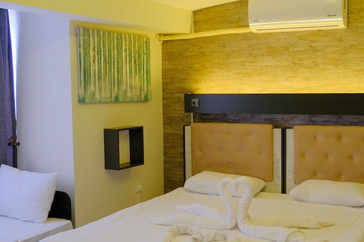 Room 18 of 40