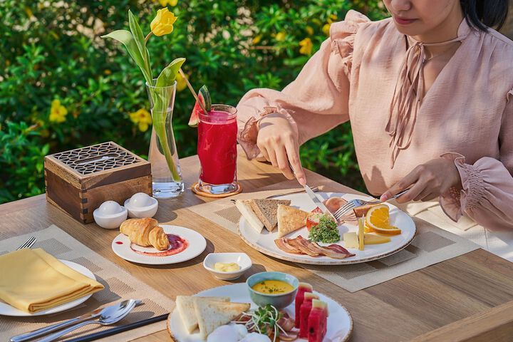 Breakfast/Coffee Service 141 of 167