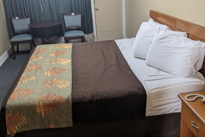 Deluxe Single Room (5 of 7)