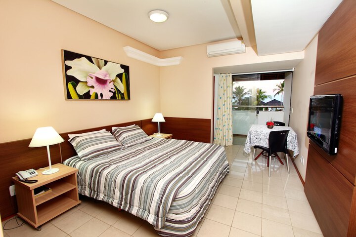 Room 12 of 63