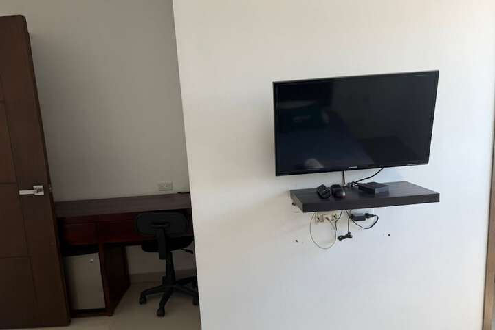 Room 8 of 26