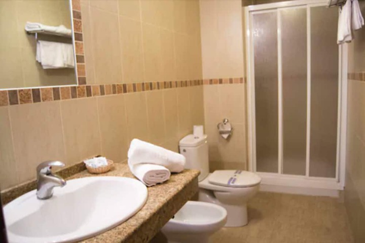 Room 16 of 29