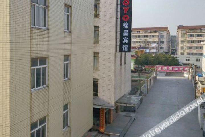 Hotel 6 of 45