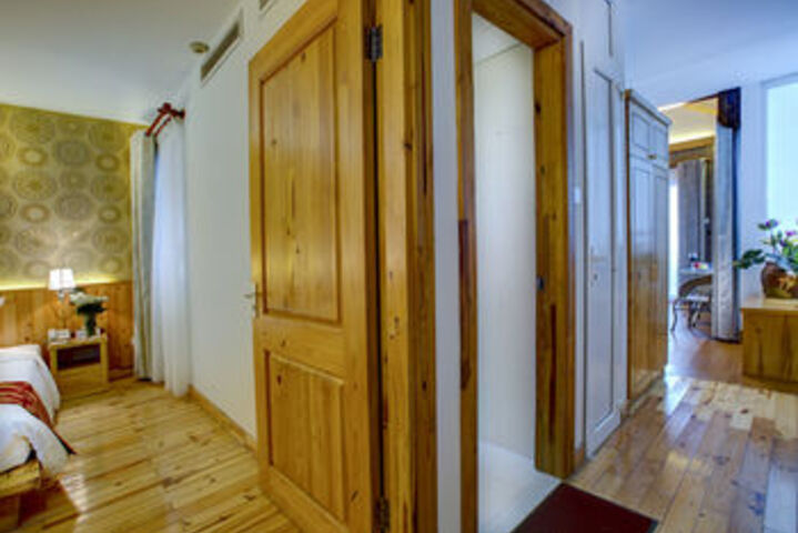 Room 31 of 70