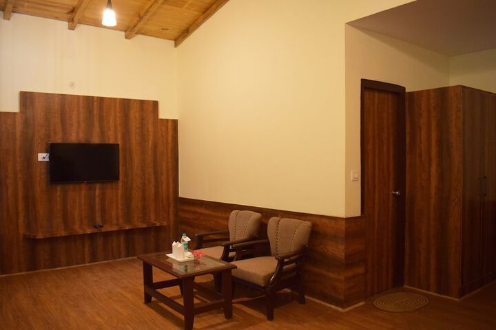 Room 15 of 178