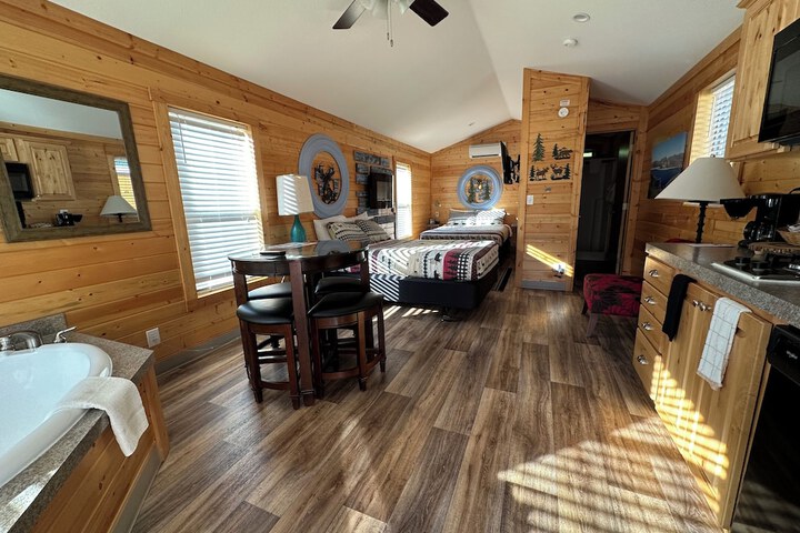 Room 30 of 390