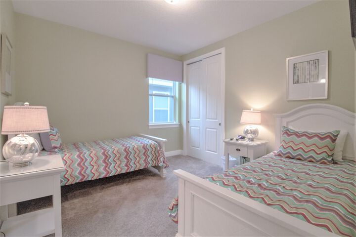 Room 6 of 52