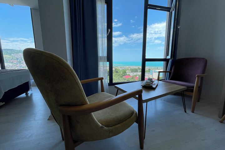 Room 54 of 90