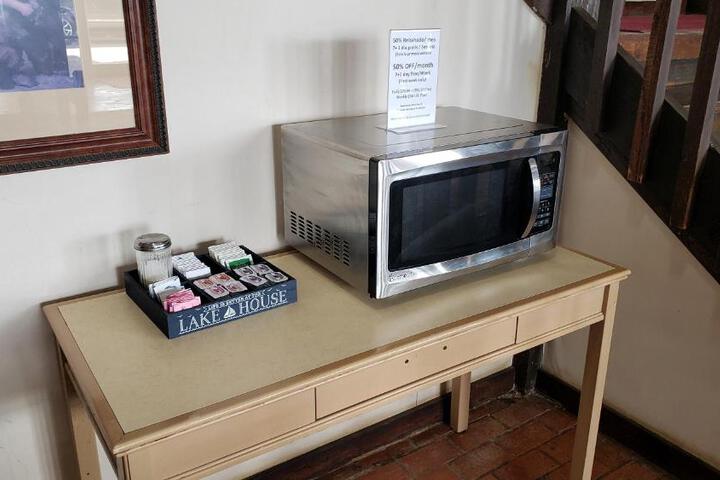 Photo 12