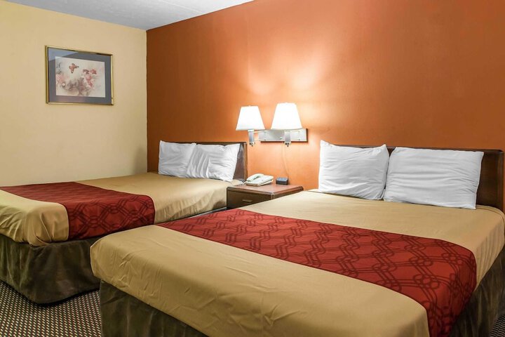 2 Double Beds (15 of 20)