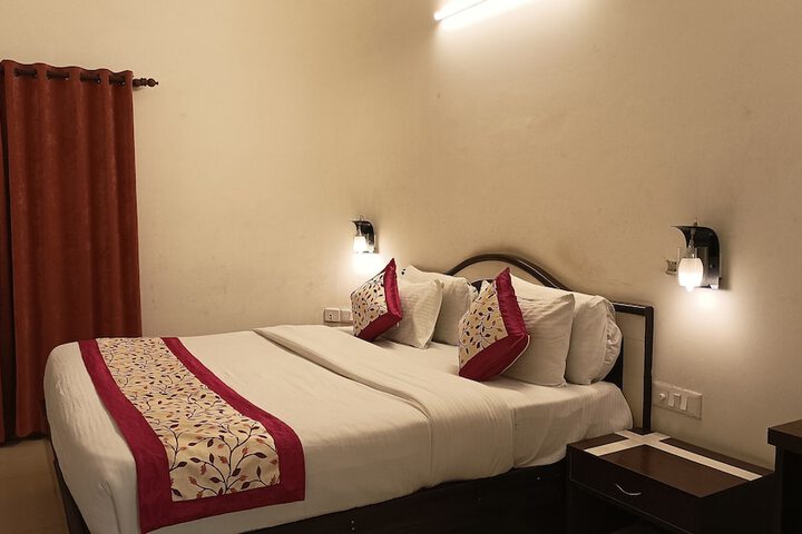 Room 15 of 40