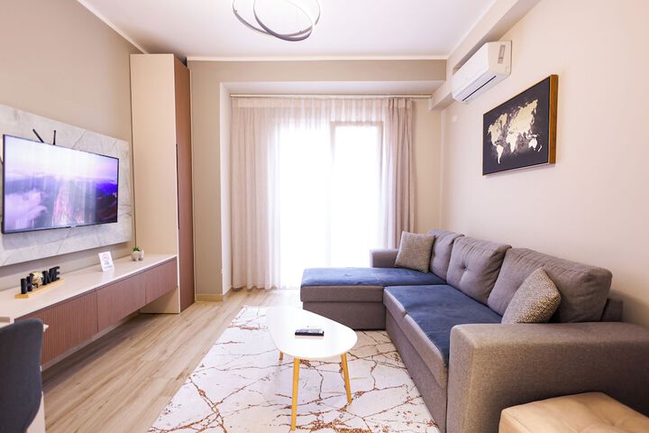 Room 85 of 162