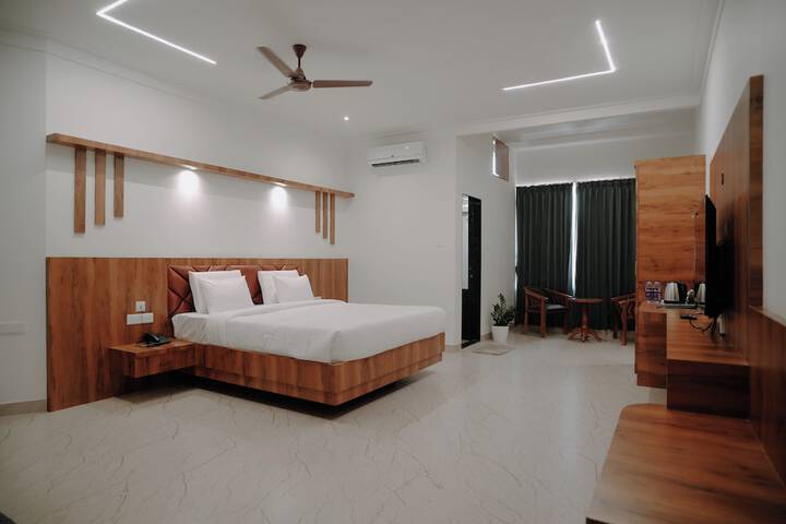 Room 15 of 94
