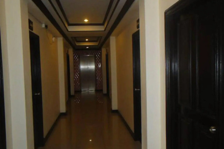 Photo 12