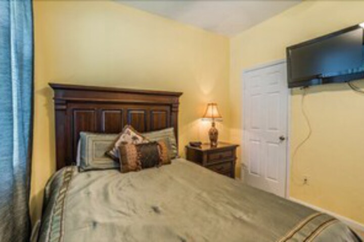 Room 42 of 50