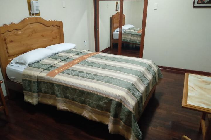 Room 17 of 74