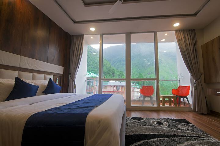 Room 14 of 34