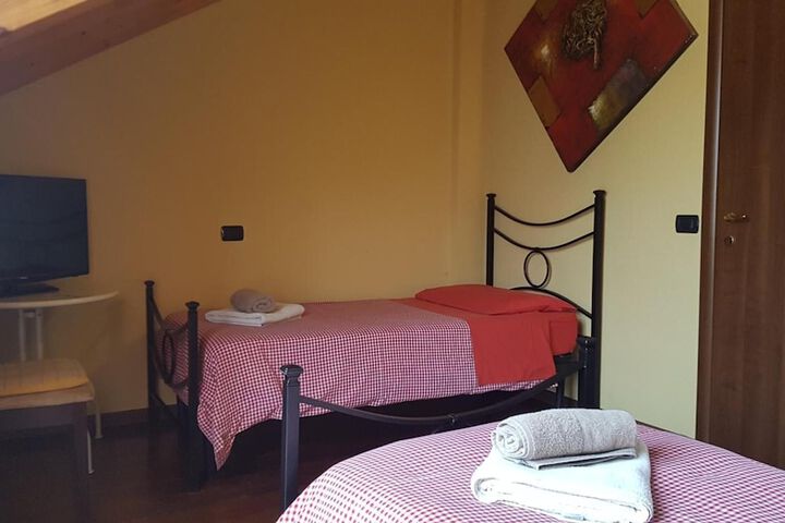 Room 15 of 34