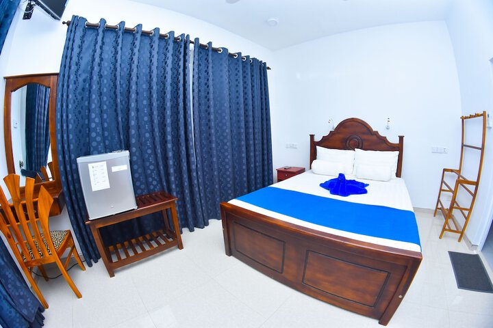 Room 21 of 52