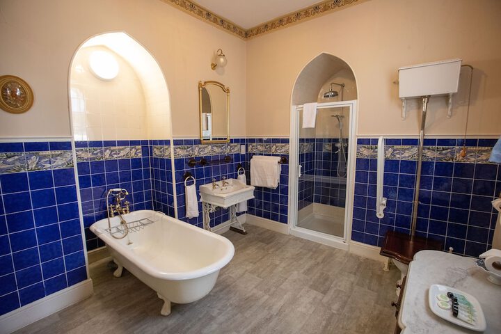 Clean Restrooms