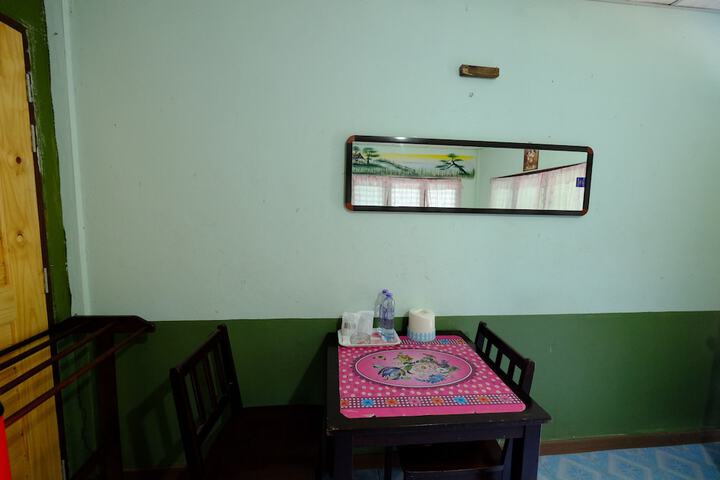 Room 18 of 31
